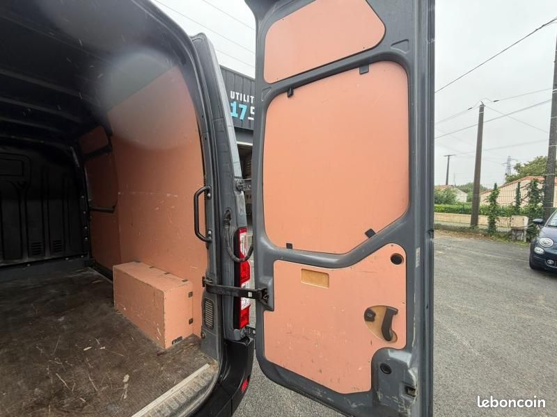 Renault Master Fg F3300 L2H2 2.3 dCi 180ch Energy Grand Confort E6 (image 10)