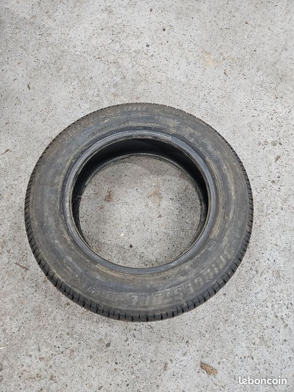 1 pneu 175 65 14 B391 (image 3)