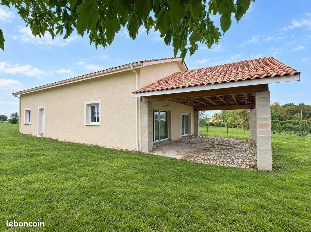 Maison 5 pièces 191 m² · à Sigalens · 191 m² · 85 000 €