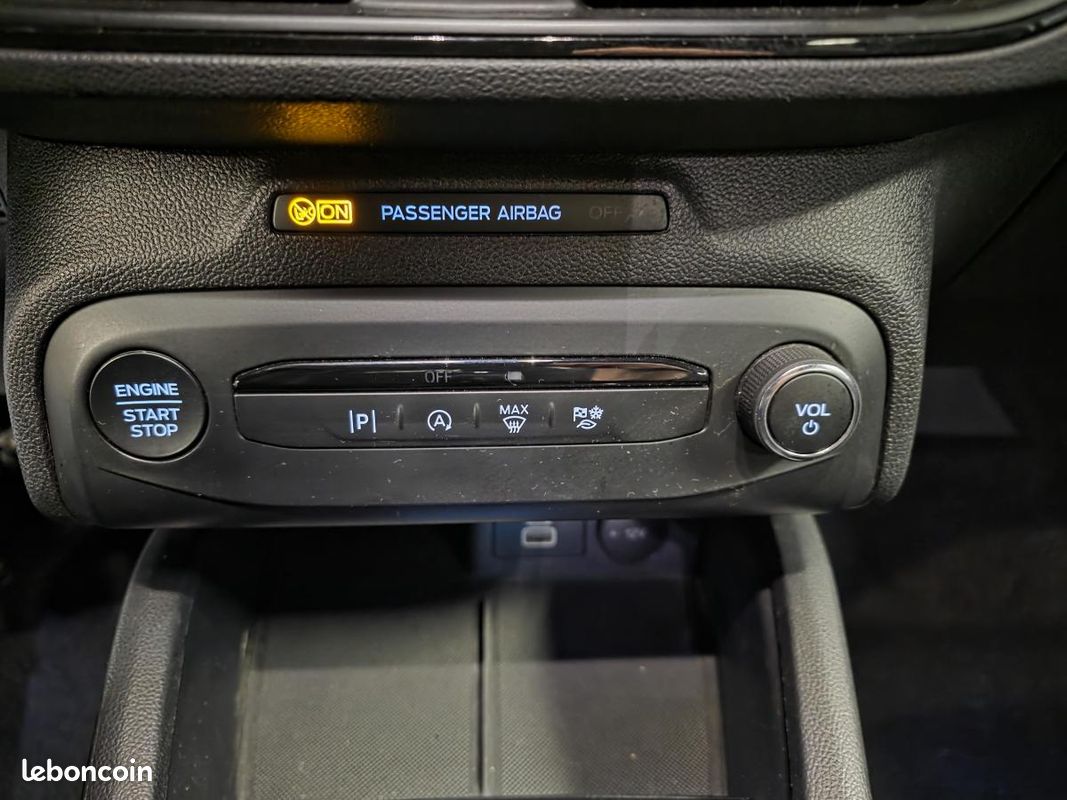 FORD FOCUS 1.0 EcoBoost mHEV - 155 - BVA ST Line (image 16)