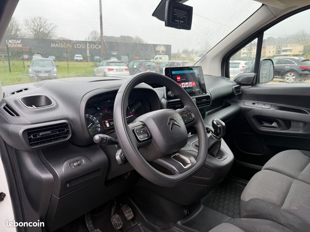 CITROEN BERLINGO Taille M BlueHDi 100 BVM Shine / ENTRETIEN COMPLET (image 6)