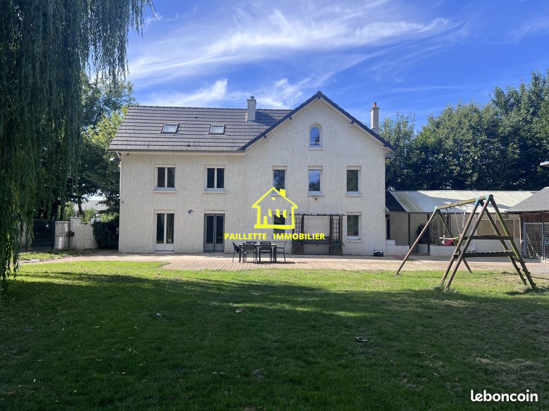 Maison 9 pièces 177 m² · à Saint-Romain-de-Colbosc · 177 m² · 439 000 €