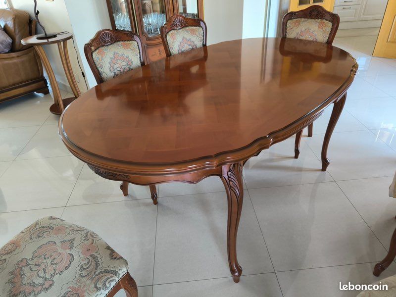 Fauteuil Louis XV : restauration, prix & conseils de tapissier | Laurot