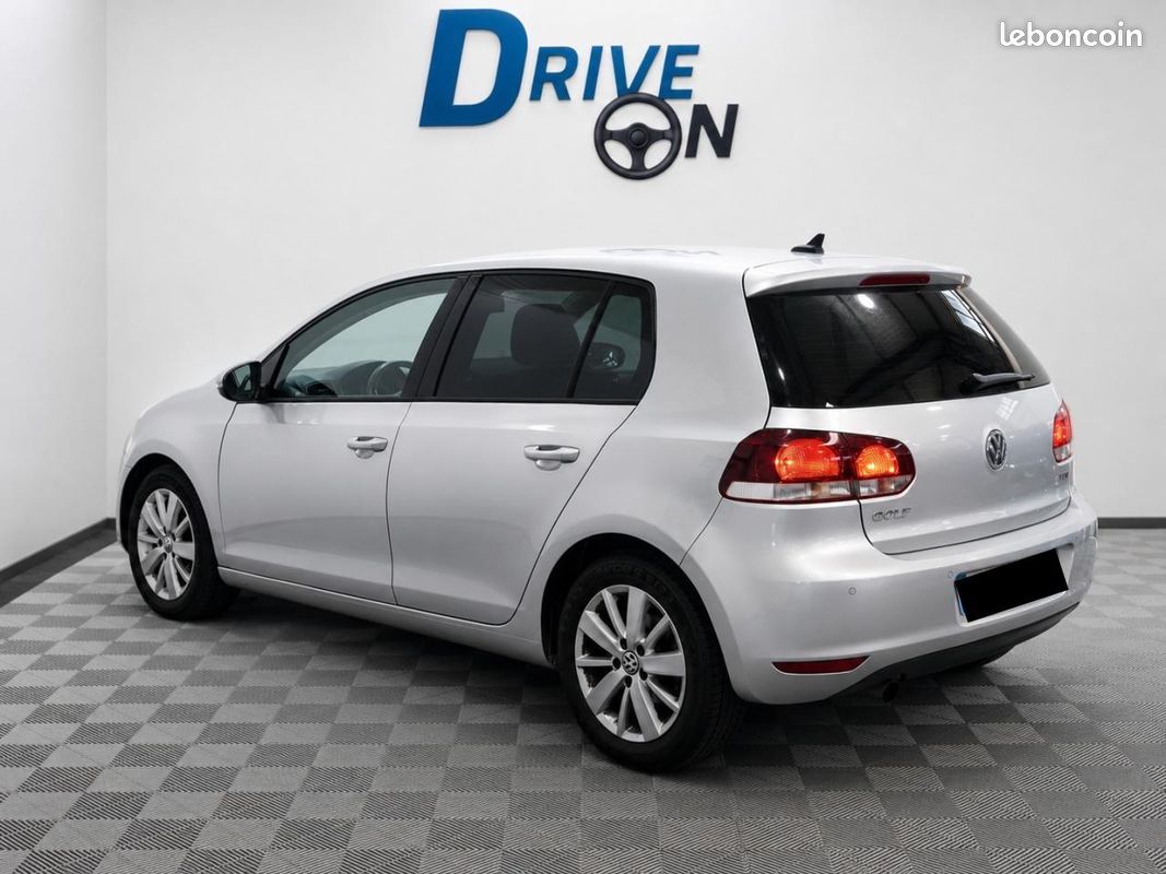 VOLKSWAGEN GOLF 1.6 16V TDI CR FAP - 105 - BV DSG 7 VI BERLINE Carat (image 4)