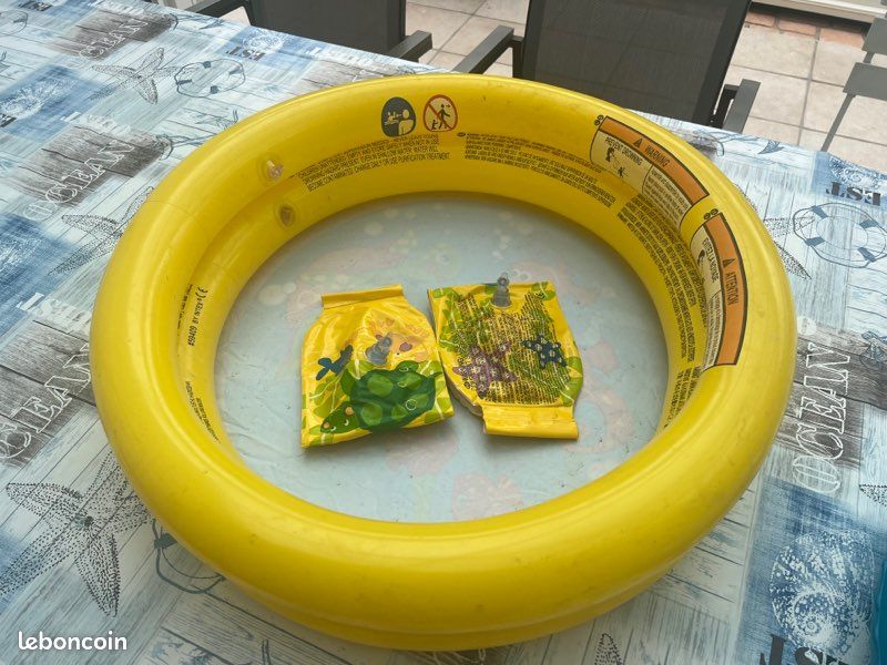 Piscine bébé et brassards (image 1)
