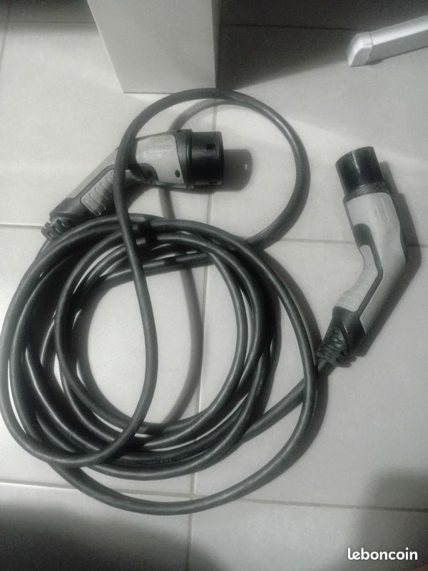 Cable de recharge (image 1)