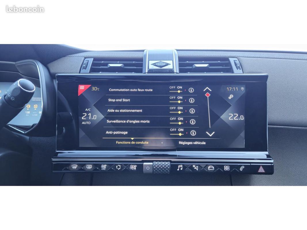 DS DS 7 CROSSBACK 1.5 BlueHDi 130 EAT8 So Chic +CAMERA+KEYLESS (image 14)