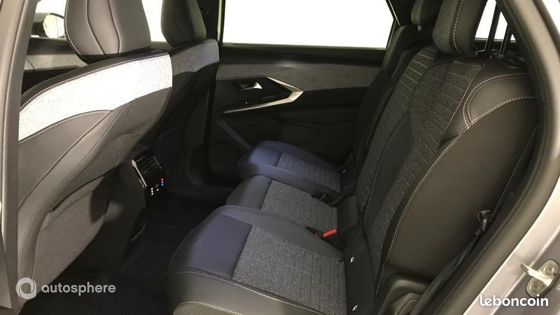 Peugeot 5008 Hybrid 145ch Allure e-DCS6 (image 13)
