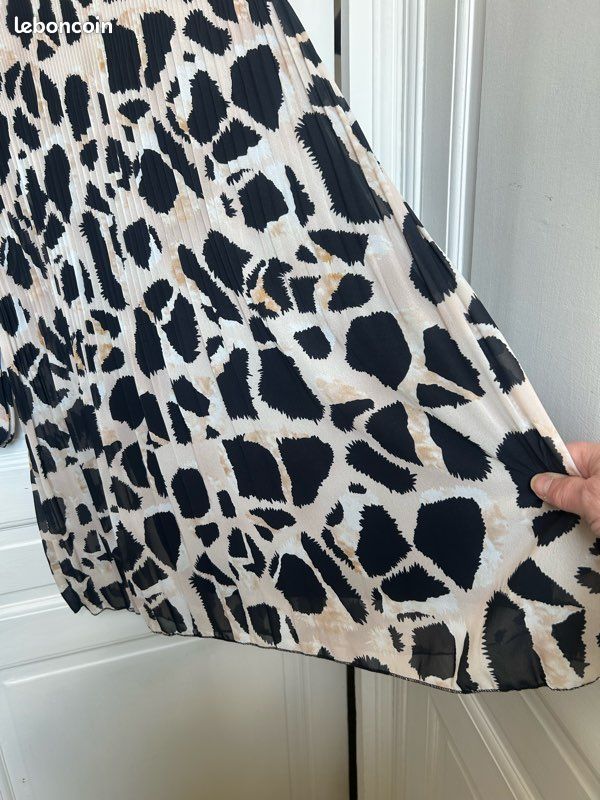 Robe ou tunique plissée SÉNÉS - imprimé animal noir, beuge camel, crème - TU jusqu’au 46 - neuve (image 5)