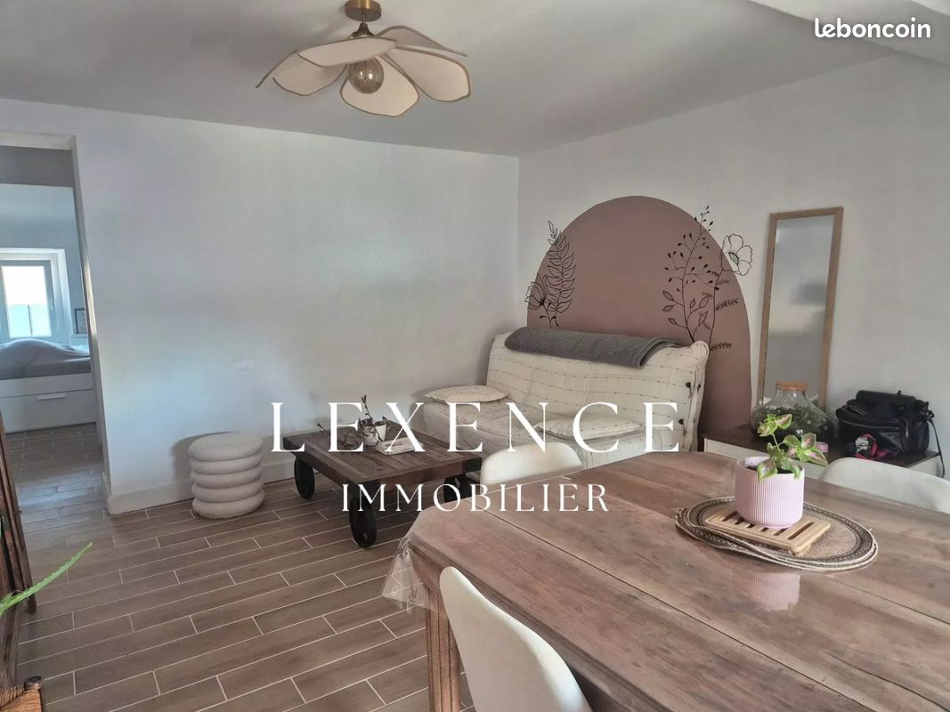 Appartement 2 pièces 41 m² · à La Fare-les-Oliviers · 41 m² · 880 €