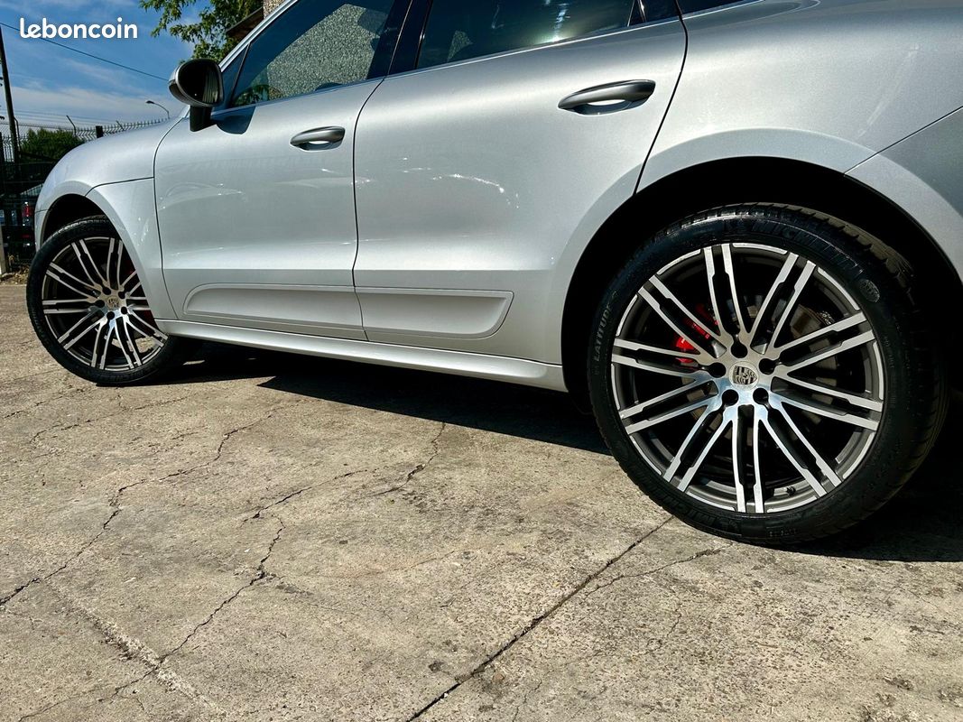 PORSCHE MACAN 3.0 V6 TURBO-05/2015-Pack Chrono-Bluetooth-Toit Ouvrant-Attelage-BOSE-Caméra-Parfait Etat-Historique Complet PORSCHE (image 13)