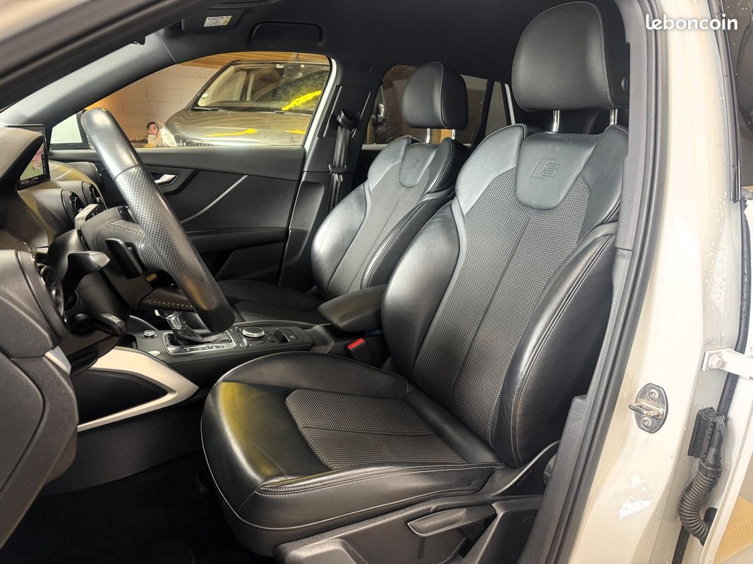 Audi Q2 2.0 TFSI 190 S LINE S TRONIC 7 (image 9)