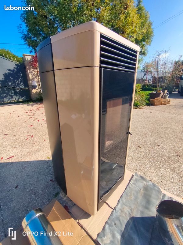 Poêle à pellet Ravelli 10 kw - conduits - granulés (image 3)