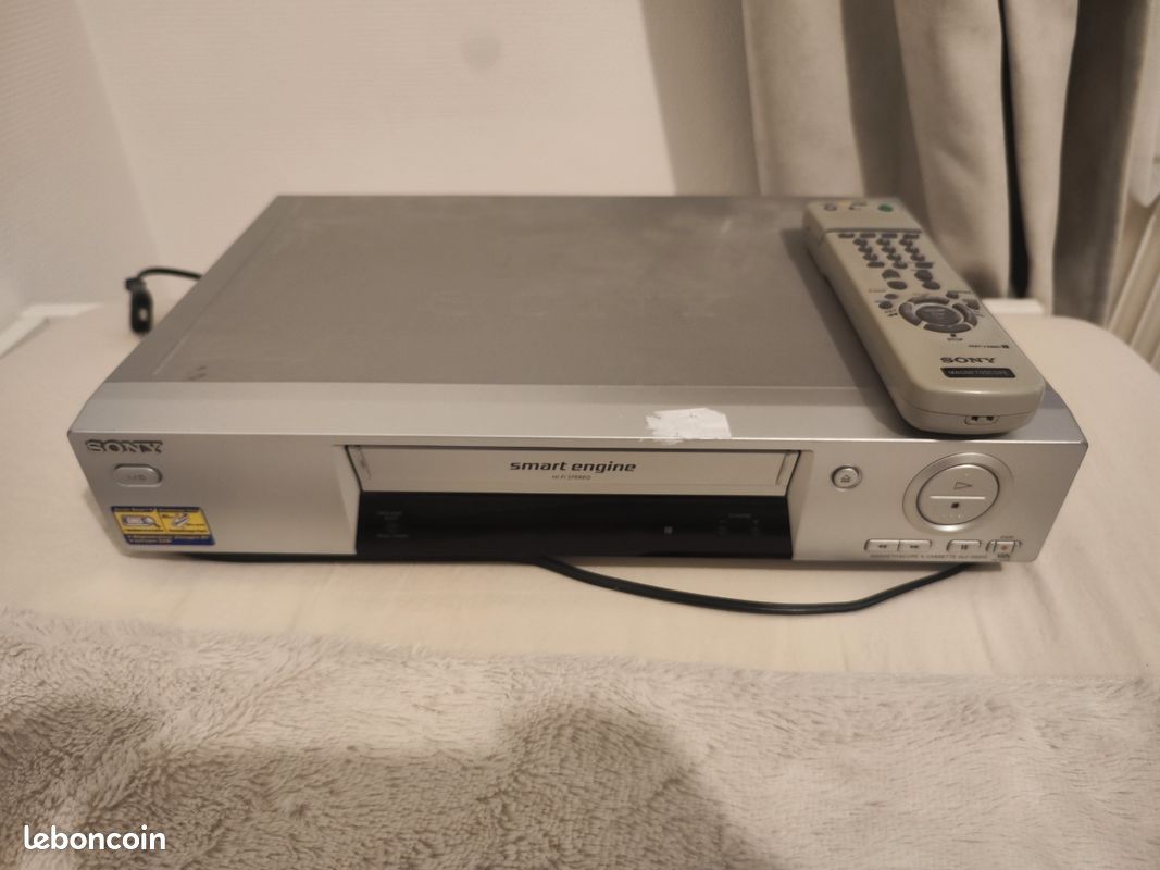 Lecteur-enregistreur VHS Professionnel Sony SVO-1410 - Pour Pièces Détachées, Ne Fonctionne Pas