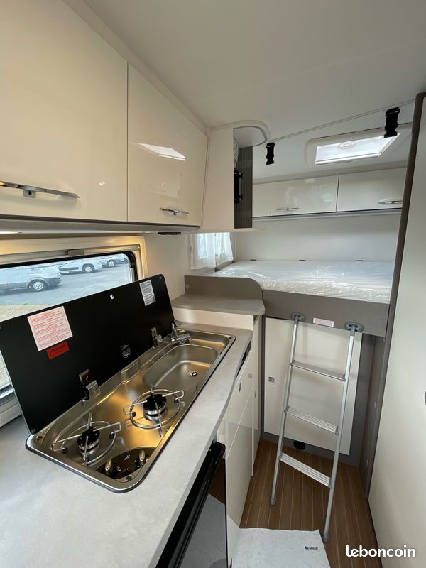 Profilé compact moins de 6m - 2 places couchages - Etrusco V5.9 DR (image 3)
