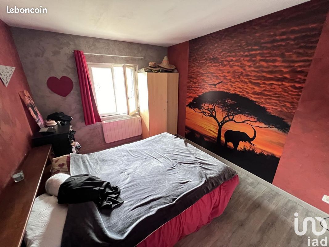 Maison 6 pièces 105 m² - La Ferrière-Airoux 86160 (image 2)