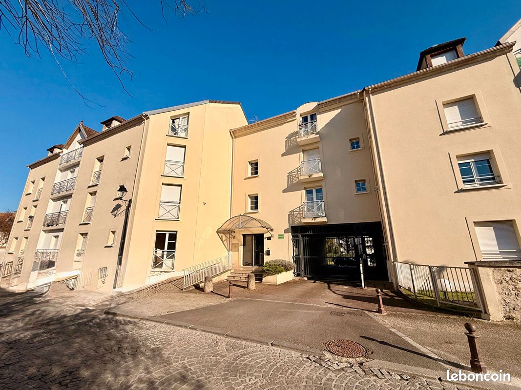 Appartement 2 pièces 46 m² · à Brie-Comte-Robert · 46 m² · 164 900 €