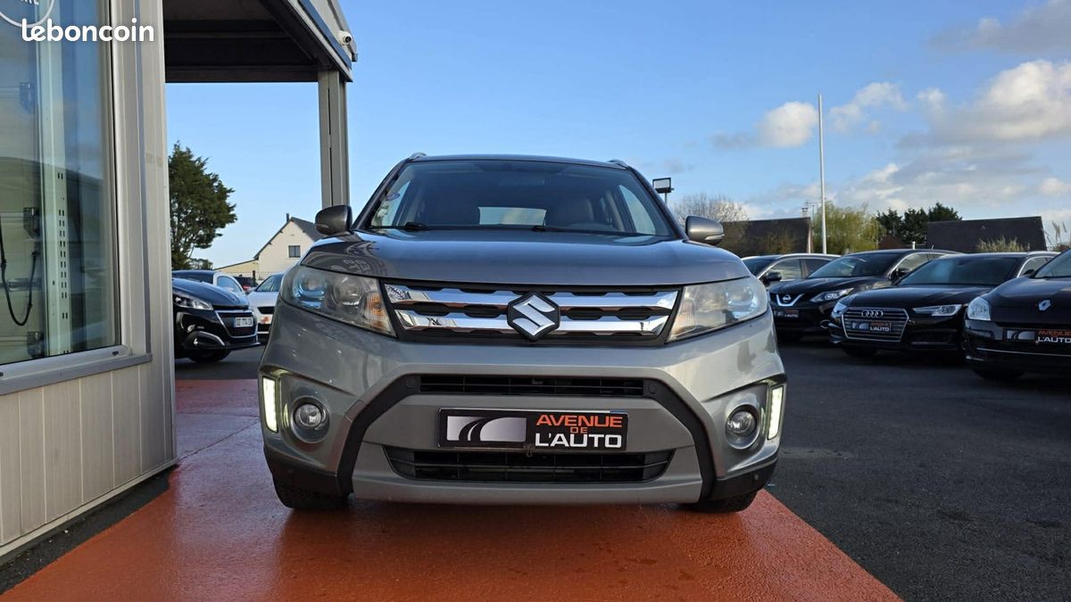 Suzuki VITARA 1.6 VVT PACK AUTO (image 16)