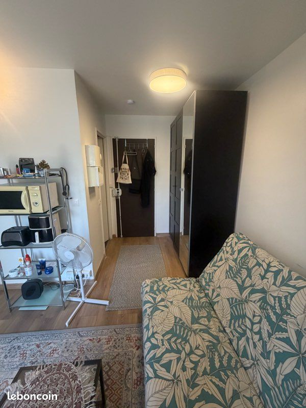 Appartement 1 pièce 16 m² · à Rueil-Malmaison · 16 m² · 750 €