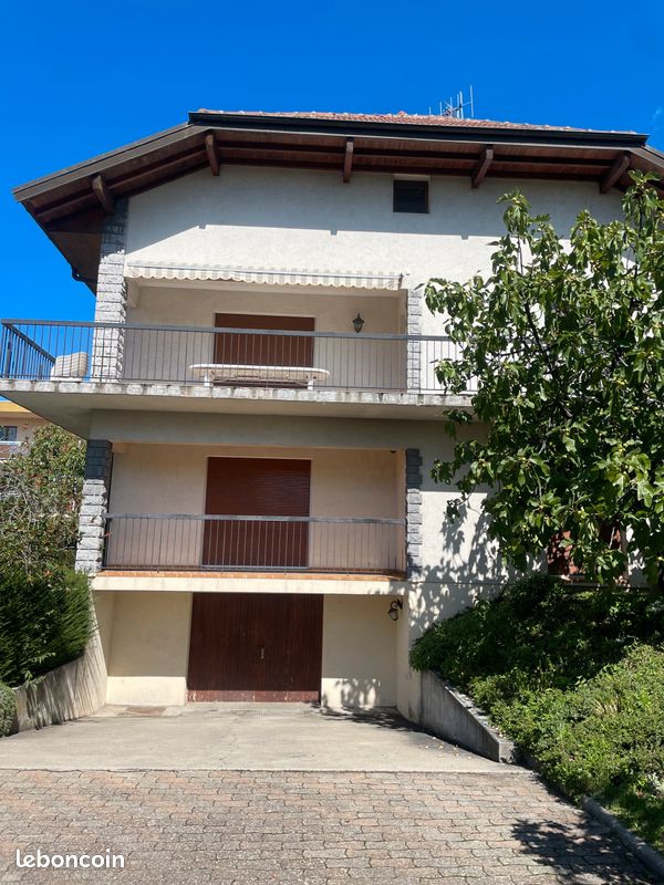 Appartement 5 pièces 130 m² · à Annemasse · 130 m² · 495 000 €