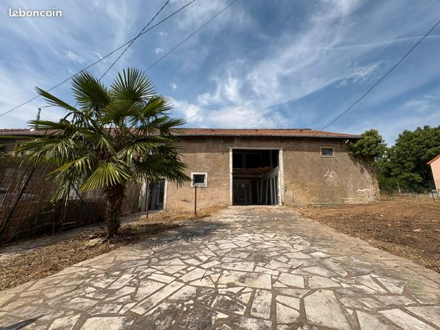 Maison 290 m² · à Mont-Bonvillers · 290 m² · 180 000 €