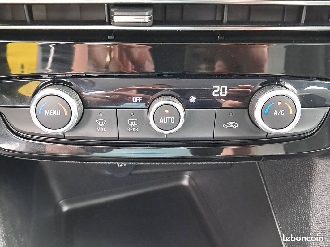OPEL Mokka 1.2 Turbo 100 ch BVM6 Elegance (image 18)