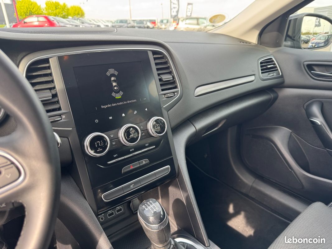 Renault MÉGANE IV ESTATE ESTATE 1.5 DCI 115 Evolution (image 10)