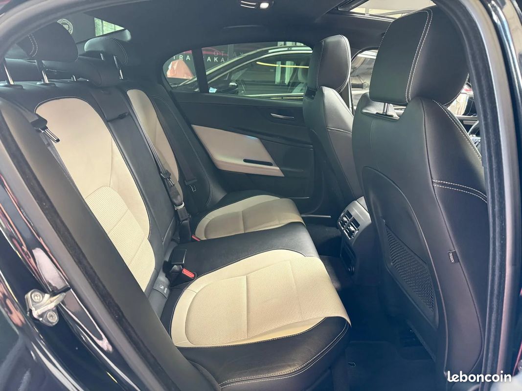 Jaguar xe r-sport 2.0 180 bva (image 18)