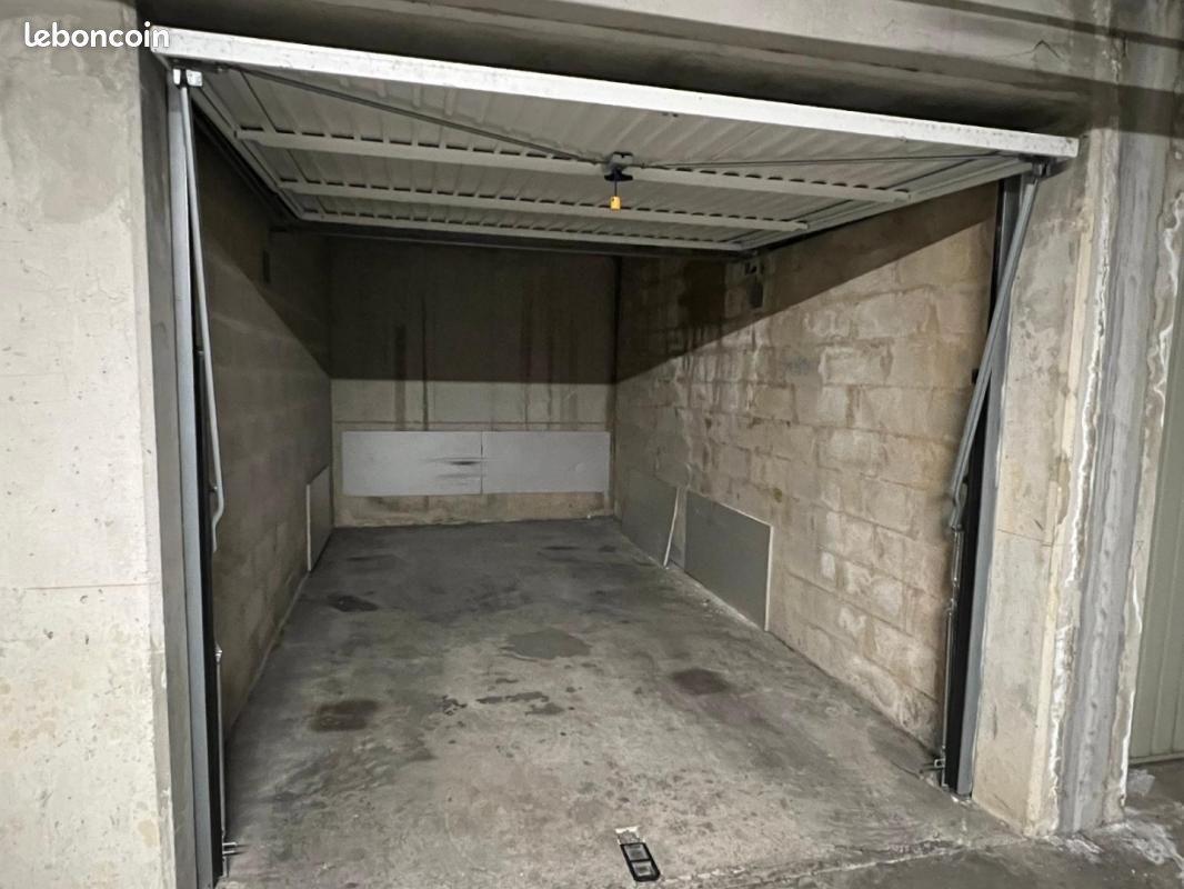 Parking Marseille 8e Arrondissement · 115 €/mois