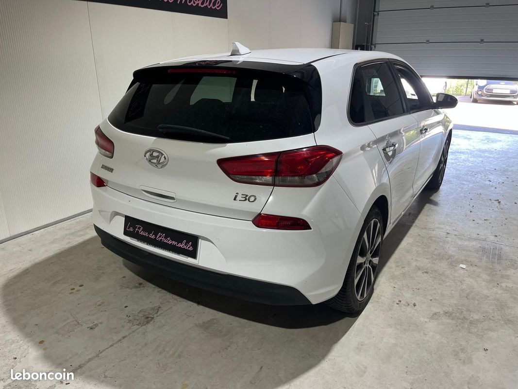 HYUNDAI i30 1.0 T-GDi 120 BVM6 Edition #1 CAMERA DE RECUL - KEYLESS - ENTRETIEN HYUNDAI (image 7)