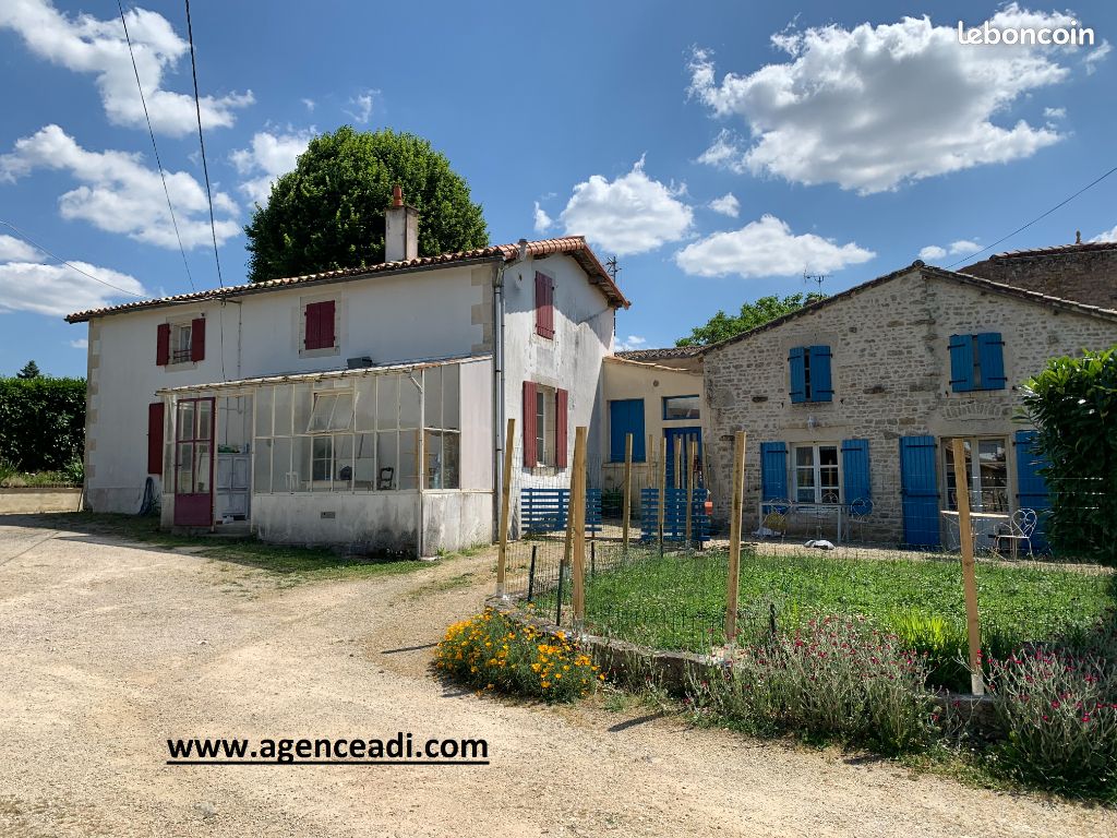Maison 10 pièces 179 m² · à Azay-le-Brûlé · 179 m² · 218 400 €