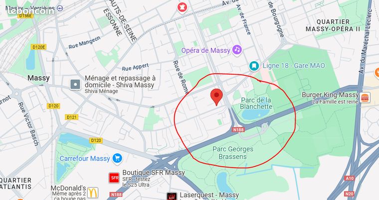 📦 Box fermé sécurisé à Massy – Idéal parking ou stockage