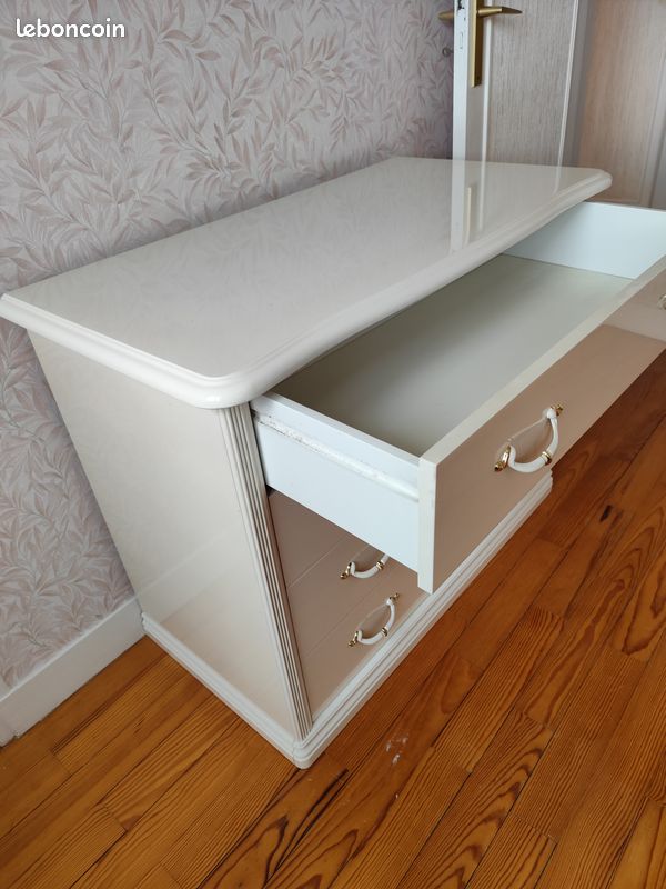Commode (image 3)