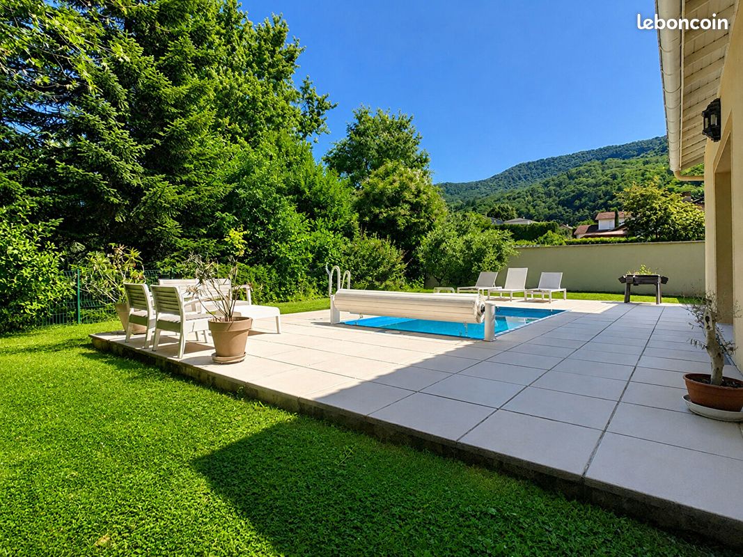 Maison 6 pièces 137 m² · à Lagnieu · 137 m² · 489 000 €