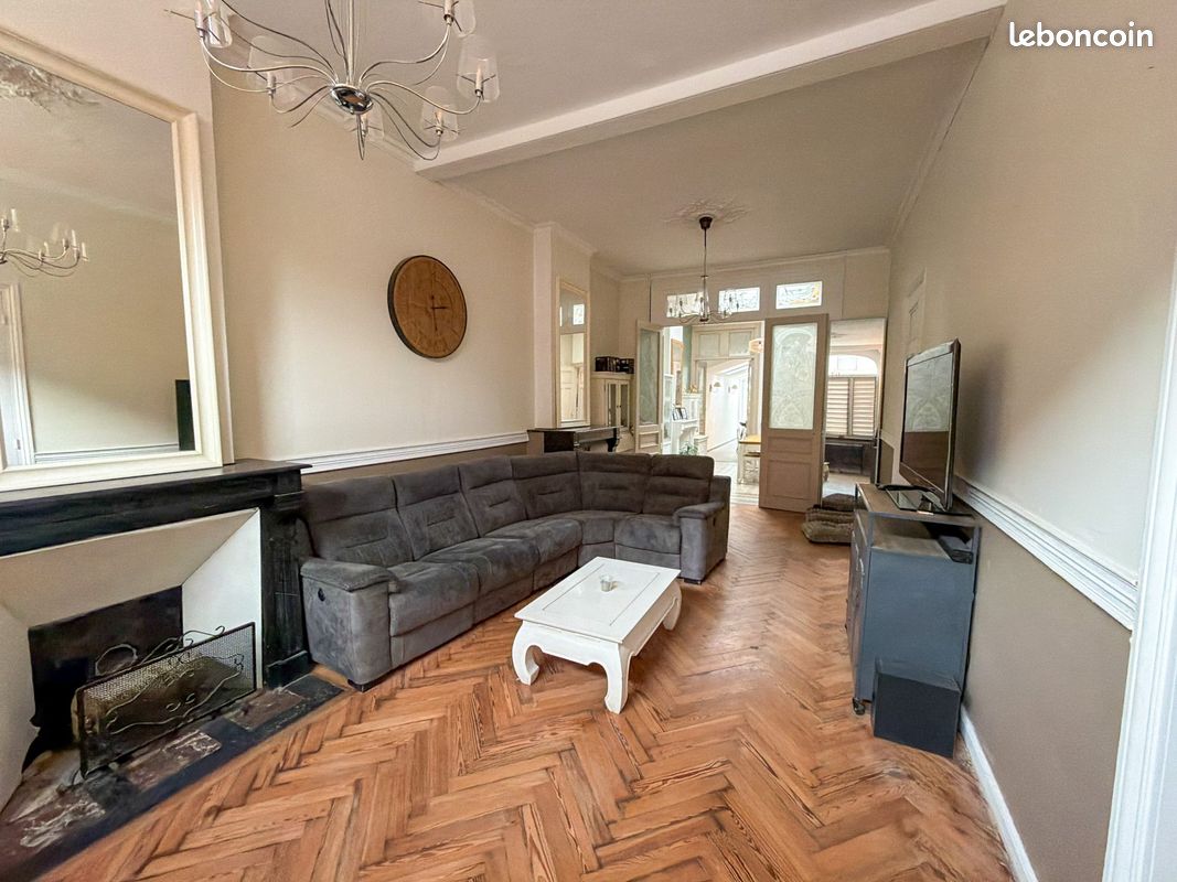 Maison 5 pièces 140 m² · à Lys-lez-Lannoy · 140 m² · 239 000 €