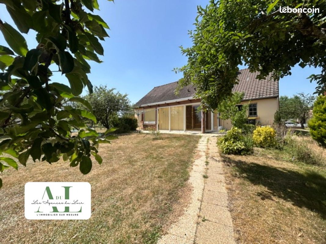 Maison 6 pièces 118 m² · à Luché-Pringé · 118 m² · 179 350 €