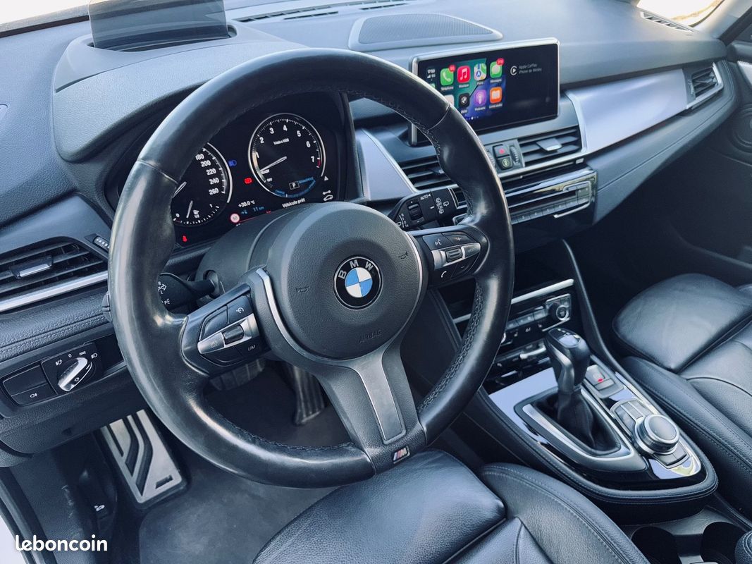 BMW SERIE 2 Active Tourer 1.5L 220CH 225 xe M Sport + SIEGES CHAUFFANTS + AFFICHAGE TETE HAUTE + HARMAN KARDON + CAMERA DE RECUL + GARANTIE 12 MOIS (image 7)