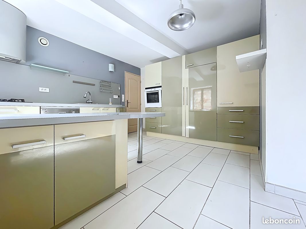Maison 3 pièces 98 m² · à Mauzac · 98 m² · 175 000 €