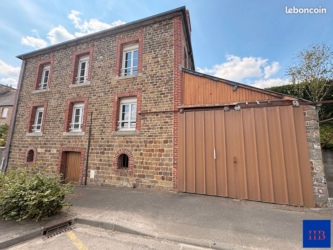 Maison 4 pièces 101 m² · à Souleuvre en Bocage · 101 m² · 107 000 €