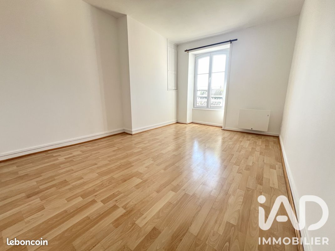 Appartement 1 pièce 23 m² · à Évron · 23 m² · 415 €