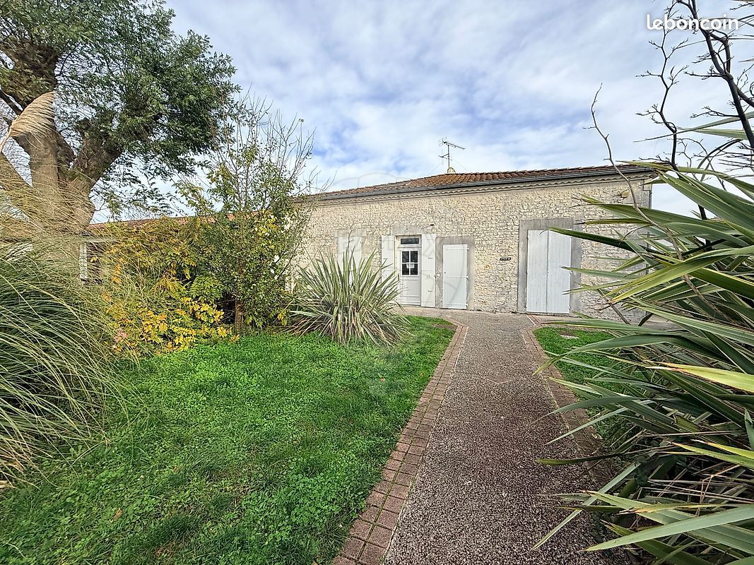 Immeuble 15 pièces 868 m² · à Arvert · 868 m² · 995 000 €