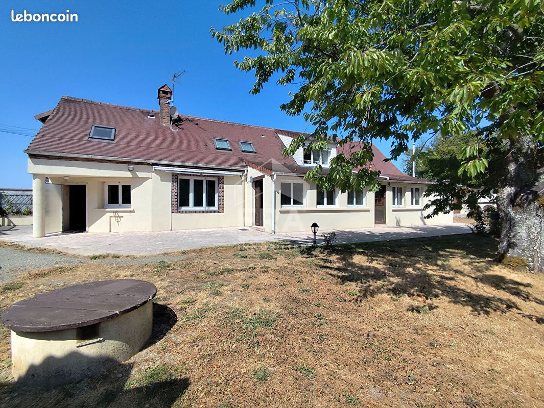 Maison 8 pièces 163 m² · à La Loupe · 163 m² · 265 000 €