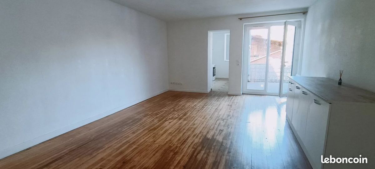 Appartement 2 pièces 58 m² · à Carmaux · 58 m² · 440 €/mois