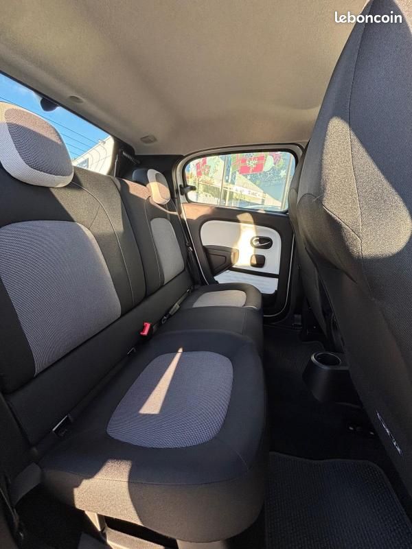 Renault Twingo III E-TECH ZEN ACHAT INTEGRAL (image 6)