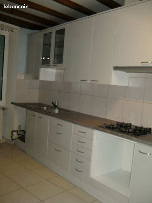 Appartement 3 pièces 88 m² · à Nîmes · 88 m² · 820 €/mois