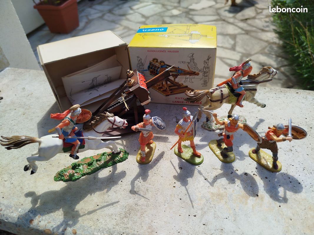Elastolin Figurines Collection: ORIGINAL DECOR MEDIEVAL POUR cm