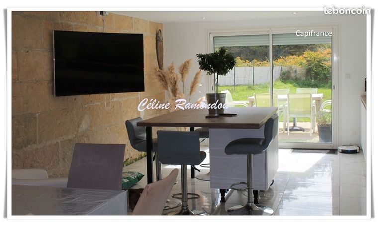 Maison 8 pièces 243 m²