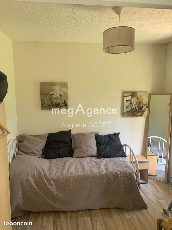 Maison 9 pièces 154 m² - La Petite-Boissière 79700 (image principale 6)