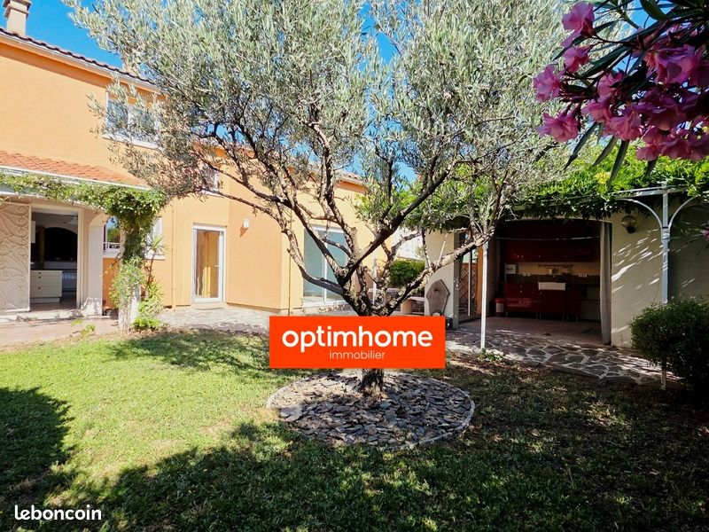 Maison 6 pièces 156 m² · à Prades · 156 m² · 285 000 €