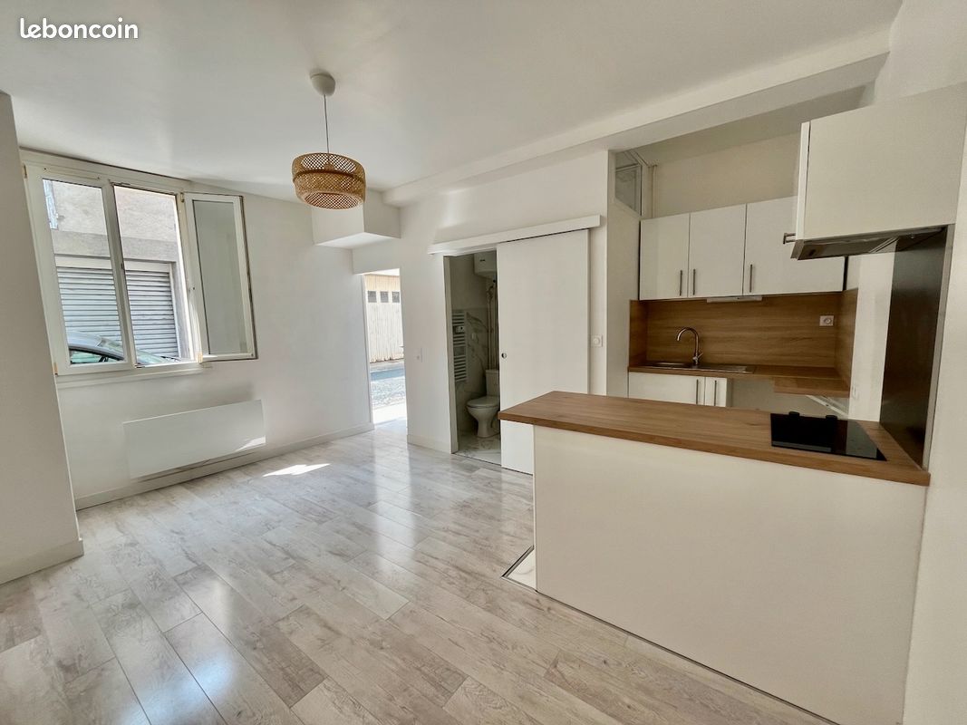 Appartement 1 pièce 19 m² · à Villeneuve-sur-Lot · 19 m² · 353 €